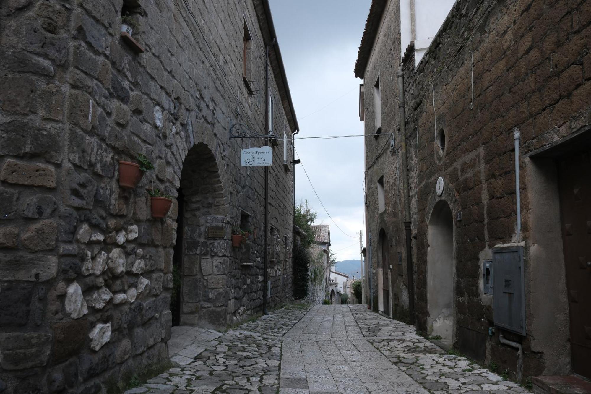 Conte Spencer Bed and Breakfast Caserta Vecchia Exterior foto