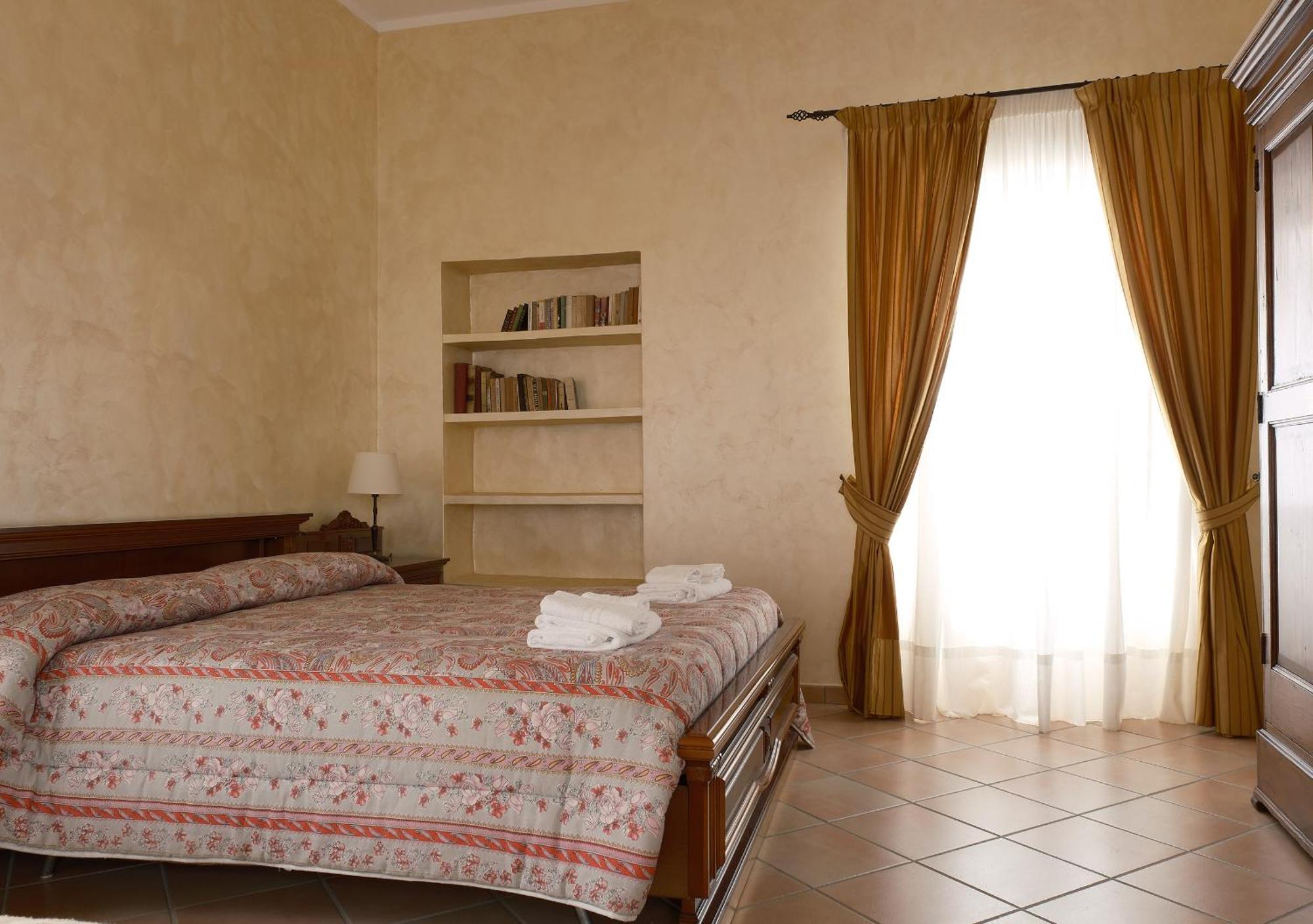 Conte Spencer Bed and Breakfast Caserta Vecchia Exterior foto